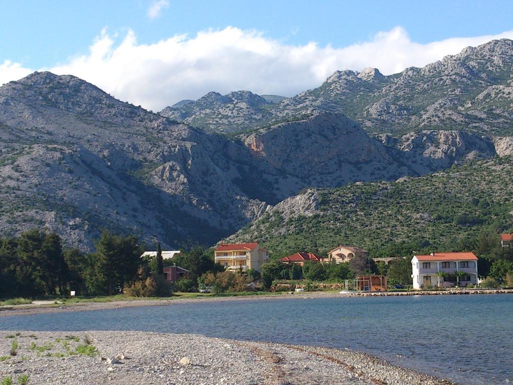 Apartments Zdenka Starigrad Paklenica Extérieur photo